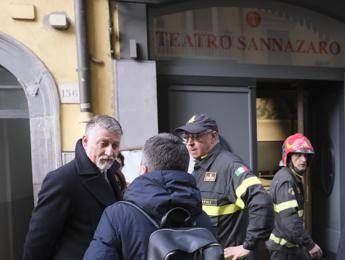 Teatro Sannazaro distrutto, Giuli: "Lo compra lo Stato"
