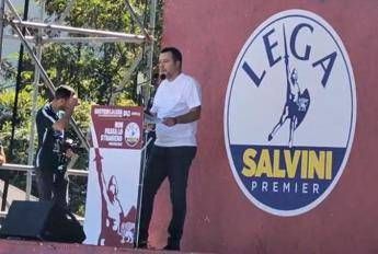 Salvini a Pontida: "Non voglio divisioni, facciamo congresso straordinario Lega a ottobre"