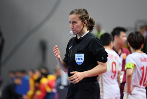 Calcio a 5: il miglior arbitro italiano è "rosa" ed è biellese Calcio a 5: il miglior arbitro italiano è "rosa" ed è biellese
