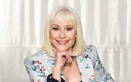 Il volto di Raffaella Carrà sulle monete da 2 euro: saranno coniate nel 2023 Il volto di Raffaella Carrà sulle monete da 2 euro: saranno coniate nel 2023