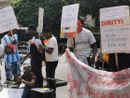 Presidio davanti alla Prefettura: immigrati e richiedenti asilo chiedono diritti e tempi certi Presidio davanti alla Prefettura: immigrati e richiedenti asilo chiedono diritti e tempi certi
