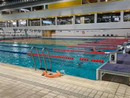 Piscina del Terdoppio, acqua fredda e docce gelate: protestano i genitori dei bambini dei corsi di nuoto Piscina del Terdoppio, acqua fredda e docce gelate: protestano i genitori dei bambini dei corsi di nuoto