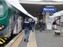 Denunciato un writer per aver imbrattato i muri del sottopasso della stazione