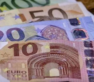 Primo maggio 2025, al lavoro nel superfestivo? Quanto incide sulla busta paga
