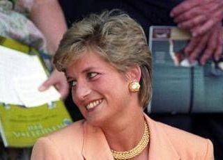 Addio a David Sassoon, morto a 92 anni lo stilista della principessa Diana