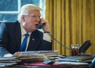 Dazi Usa-Cina, Trump 'grazia' smartphone e computer. Casa Bianca: &quot;Aziende devono tornare&quot;