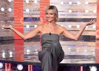 Da noi... a ruota libera, ospiti e anticipazioni oggi domenica 13 aprile