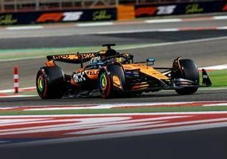 Formula 1, il Gp del Bahrain in diretta: Ferrari insegue McLaren