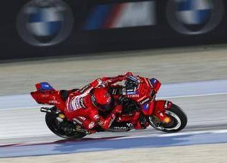 MotoGp Qatar, vince Marc Marquez: Bagnaia terzo
