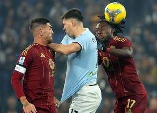 Derby Lazio-Roma 1-1, Soulé risponde a Romagnoli