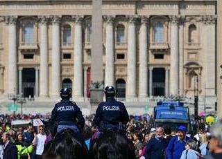 Dai tiratori scelti ai bazooka anti drone, il piano per i funerali di Papa Francesco