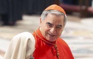 Papa, la 'dama vaticana' Marogna: &quot;Becciu pontefice? Fantareligione, ma glielo auguro&quot;