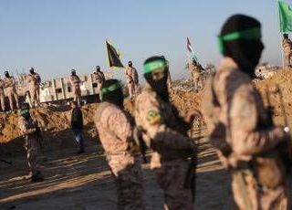 Israele pronto a occupare Gaza. Hamas: "Negoziati su tregua non hanno più senso" Israele pronto a occupare Gaza. Hamas: "Negoziati su tregua non hanno più senso"