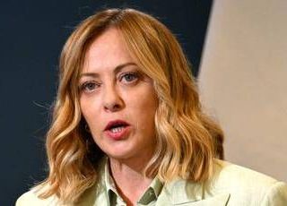 Lavoro, l'impegno di Meloni: &quot;Intervento da 1,2 miliardi per la sicurezza&quot;
