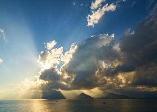 Primo maggio estivo ma il caldo dura poco, da domenica arrivano i nubifragi