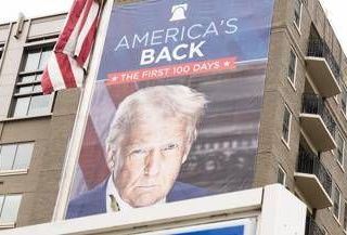 Trump lancia l'auto-deportazione, mille dollari a migranti per lasciare gli Usa Trump lancia l'auto-deportazione, mille dollari a migranti per lasciare gli Usa