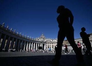 Conclave, il fronte conservatore cattolico mobilitato a Roma per il dopo-Francesco Conclave, il fronte conservatore cattolico mobilitato a Roma per il dopo-Francesco