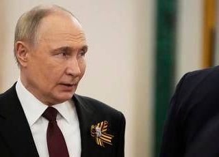 Ucraina, Russia: "Putin fa il possibile per la pace, tregua solo con stop armi a Kiev" Ucraina, Russia: "Putin fa il possibile per la pace, tregua solo con stop armi a Kiev"