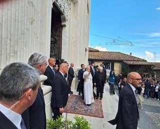 Papa Leone XIV, visita a sorpresa al santuario di Genazzano. Poi a Santa Maria Maggiore sulla tomba di Francesco Papa Leone XIV, visita a sorpresa al santuario di Genazzano. Poi a Santa Maria Maggiore sulla tomba di Francesco
