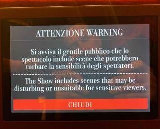Scala, debutta l'alert: avvertimento agli spettatori sui contenuti sensibili