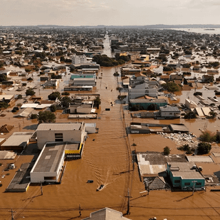 Aiutiamo ad aiutare dal Piemonte a Porto Alegre il cambiamento climatico fa danni e morti