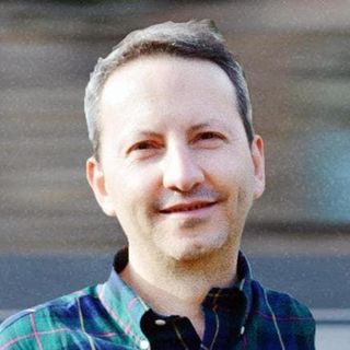 Ahmadreza Djalali, colpito da infarto in carcere. Si riaccende l’appello per la sua liberazione Ahmadreza Djalali, colpito da infarto in carcere. Si riaccende l’appello per la sua liberazione