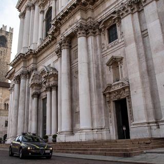 Frode fiscale da oltre 90 milioni, arrestati un giudice tributario, un consulente e un imprenditore. Indagini anche nel novarese