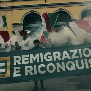 Ultras della “remigrazione” in piazza a Novara per la prima volta