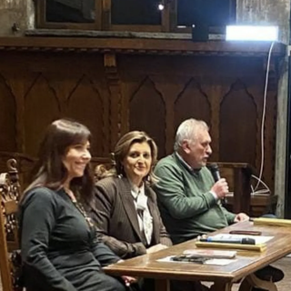 Sicurezza nei pubblici esercizi: confronto tra Comune ed esercenti all’Arengo del Broletto