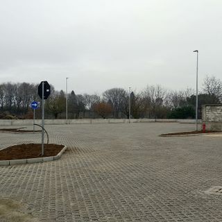 Cameri, aperto il nuovo parcheggio lungo via Baracca
