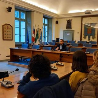 Il consigliere delegato all'Istruzione Andrea Crivelli ha incontrato i rappresentanti degli studenti