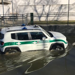 Esercitazione di guida 4X4 per la Polizia provinciale presso il GO4 Novara di Agognate