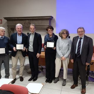 Consegnate delle targhe di merito ai direttori di dipartimento e struttura complessa in uscita dall’Asl