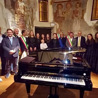 Musica e arte a Carpignano Sesia: il gruppo Adastra incanta nella chiesa di San Pietro