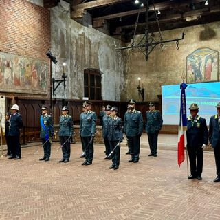 Novara celebra i 251 anni della Guardia di Finanza: cerimonia solenne all’Arengo del Broletto