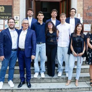 Tre studenti dell’ITI Omar premiati all’Expo di Osaka con oro e bronzo per un progetto innovativo Tre studenti dell’ITI Omar premiati all’Expo di Osaka con oro e bronzo per un progetto innovativo