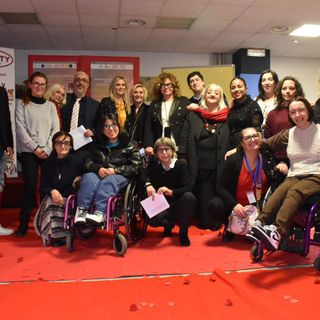 “Amiamole, Amiamoci, Amatele”: artisti e comunità uniti contro la violenza sulle donne