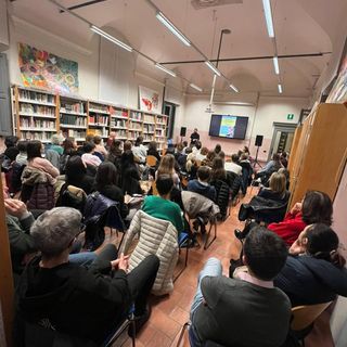 Cameri, successo per la prima serata del ciclo dedicato agli adolescenti