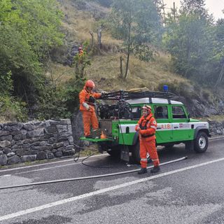 Incendio in Val Mastallone, in azione anche la squadra AIB di Gozzano