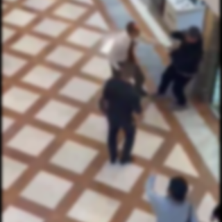 Violenta colluttazione in un centro commerciale di Novara