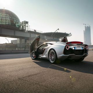 Nel novarese la “boutique” delle auto sportive va alla conquista del mercato americano