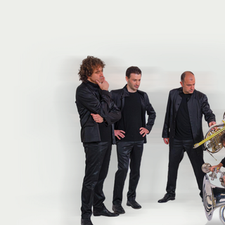 “Aida…Tutta d’un fiato”: al Coccia lo spettacolo musicale del Gomalan Brass Quintet,