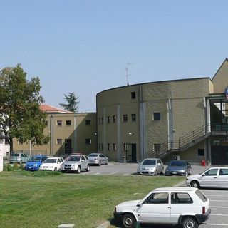 Tensione all’Ipsia Bellini, studenti contestano il preside