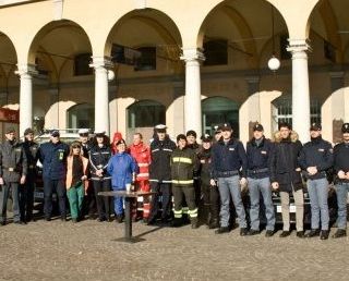 In Piazza martiri il brindisi di capodanno delle Forze dell’Ordine
