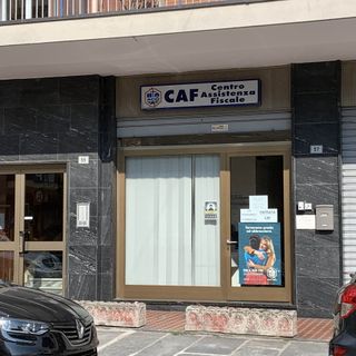 Covid-19, super lavoro per i Caf: da gennaio +23% solo per il reddito di cittadinanza