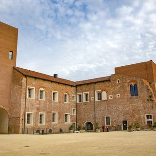 Sarà presentata venerdì la nuova guida turistica di Novara