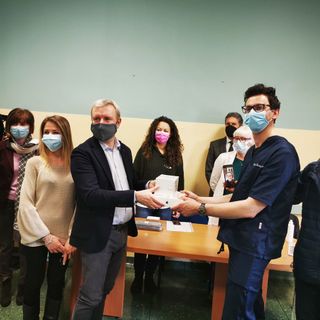 Donato un ecografo portatile all’USCA di Arona dal Comune di Oleggio