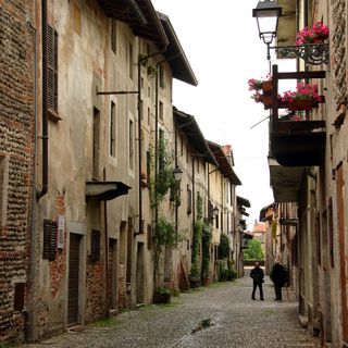 Una cena conviviale al castello di Ghemme per festeggiare San Rocco