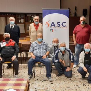 In piedi, da sinistra: F. Finello; L. Campagna, P. Cavaglià, M. Mazzeo, L. Amato