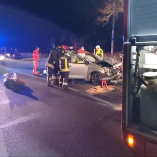 Scontro tra due auto a Oleggio
